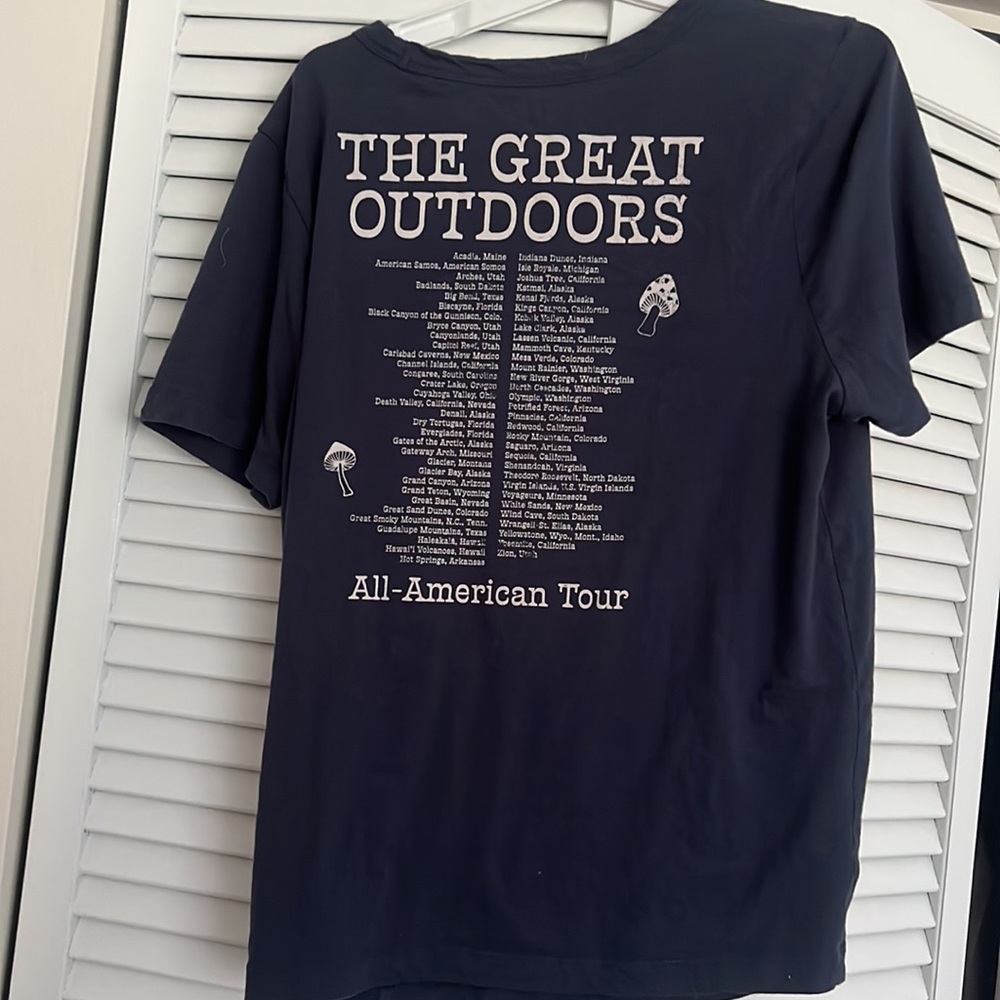 Universal Thread T-Shirt Bundle - Picture 3 of 5